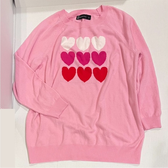 New York & Company Heart Print Tunic Sweater - Picture 4 of 8